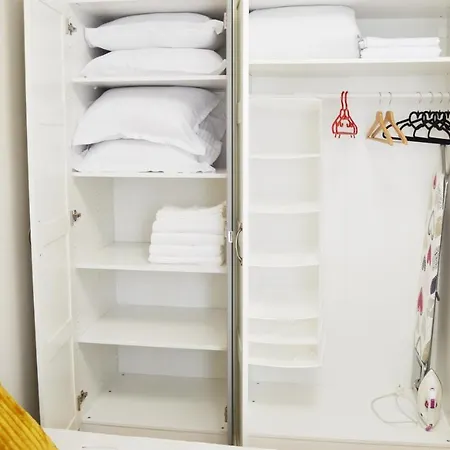 Sunshine - New & Quiet 1br Apt, Business Area, Close To Airport, Highway A3, Subway 아파트 *