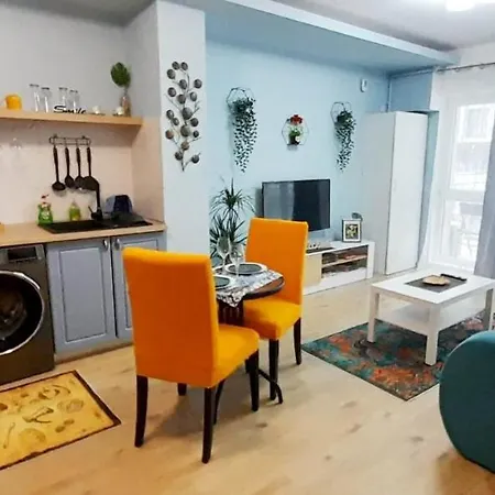 Sunshine - New & Quiet 1br Apt, Business Area, Close To Airport, Highway A3, Subway * Bucharest