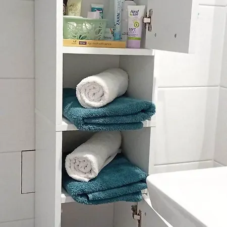 Sunshine - New & Quiet 1br Apt, Business Area, Close To Airport, Highway A3, Subway * 부쿠레슈티