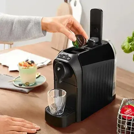 아파트 Sunshine - New & Quiet 1br Apt, Business Area, Close To Airport, Highway A3, Subway *