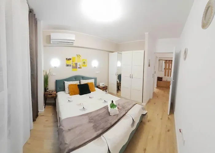 Apartament Sunshine - New & Quiet 1br Apt, Business Area, Close To Airport, Highway A3, Subway *