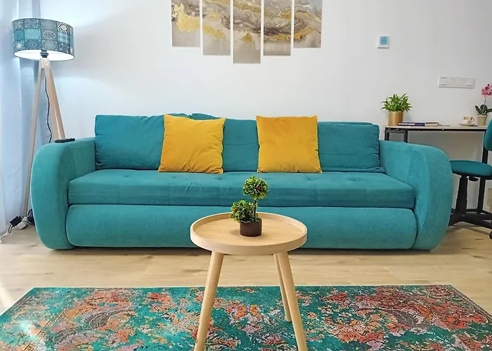 Sunshine - New & Quiet 1br Apt, Business Area, Close To Airport, Highway A3, Subway Apartment *