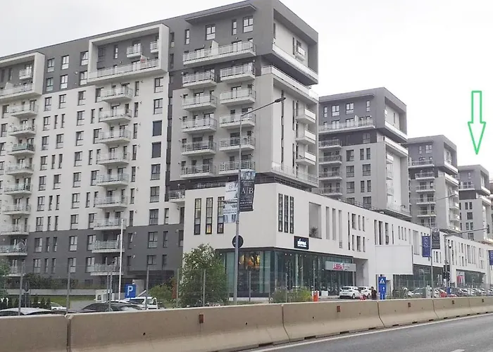 Sunshine - New & Quiet 1br Apt, Business Area, Close To Airport, Highway A3, Subway Apartment Bukarest