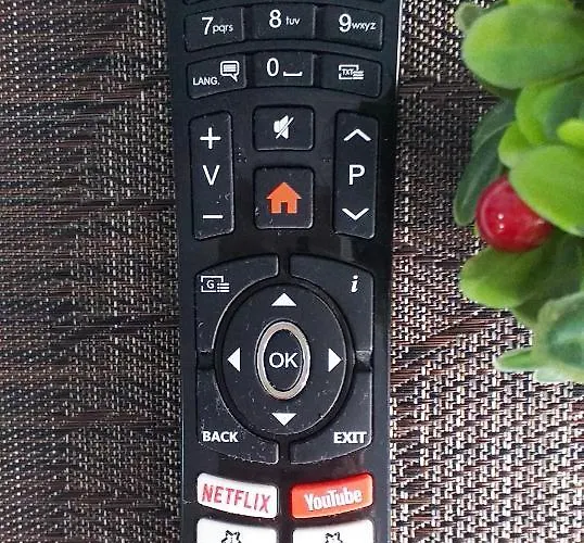 Sunshine - New & Quiet 1br Apt, Business Area, Close To Airport, Highway A3, Subway Apartamento