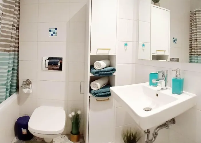 Sunshine - New & Quiet 1br Apt, Business Area, Close To Airport, Highway A3, Subway Apartamento Bucareste